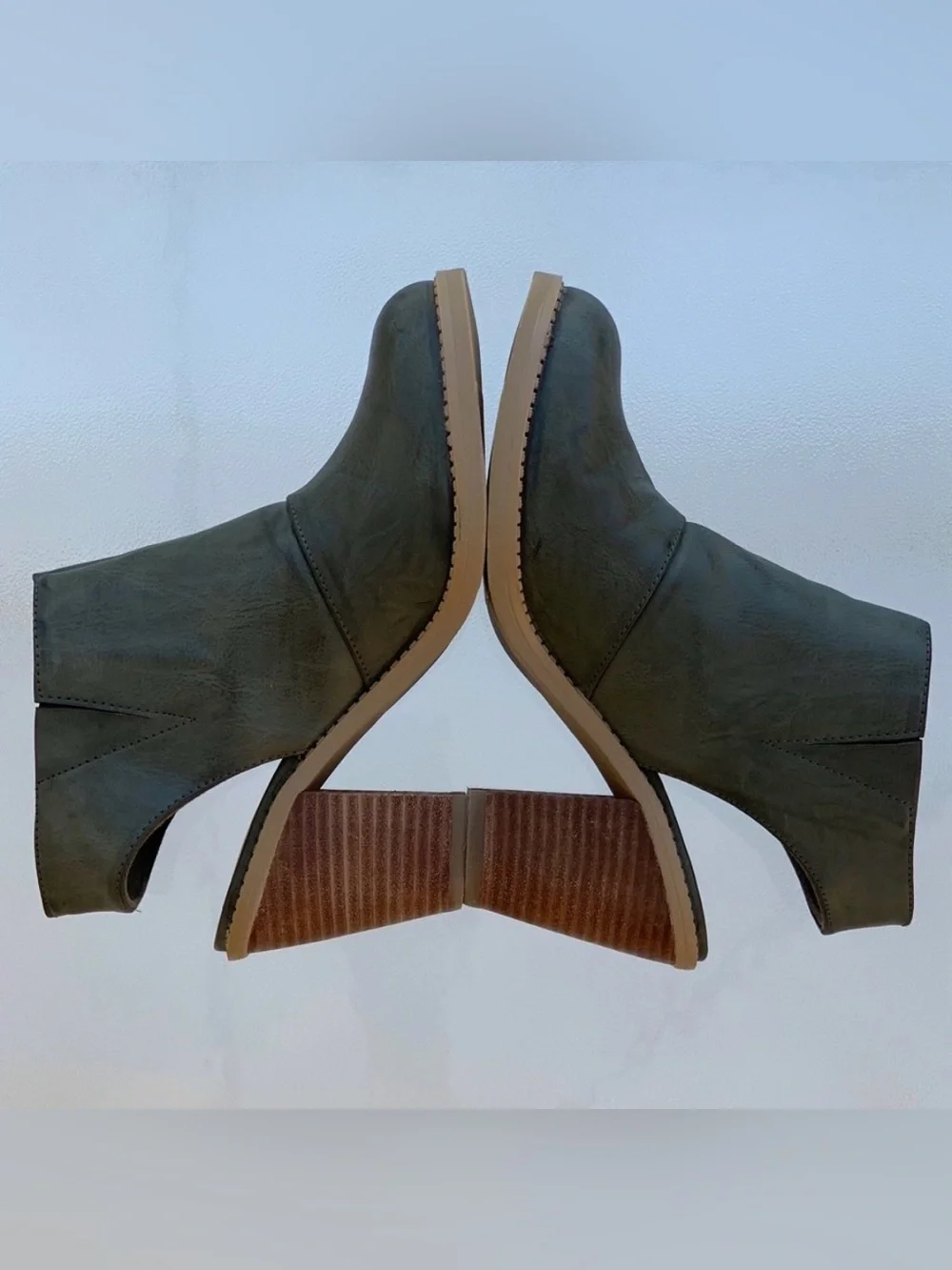 Nine West Livia 3Y Olive Green Sling Back High Heel Faux Leather Booties ~ 7.5